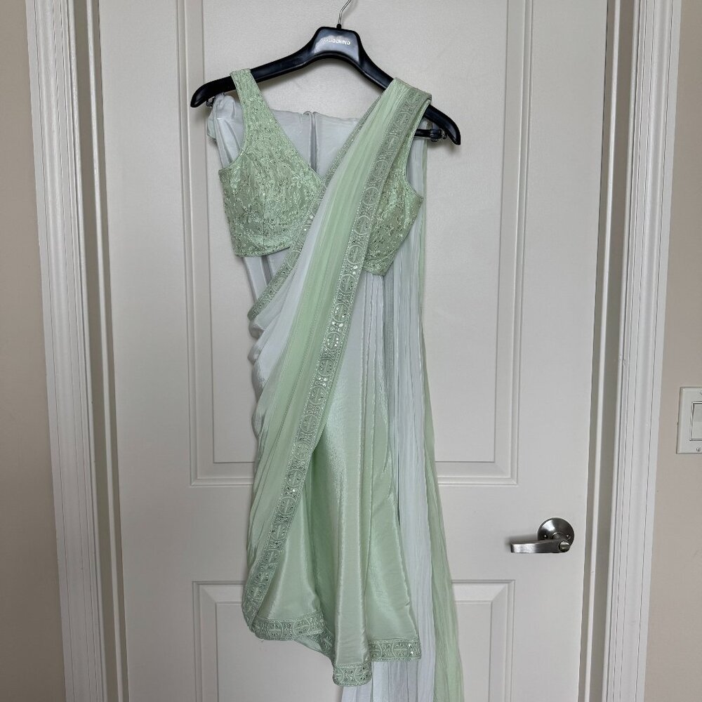 [LIKE NEW] Pre-Stitched Sari Saree White Mint Green Hombre